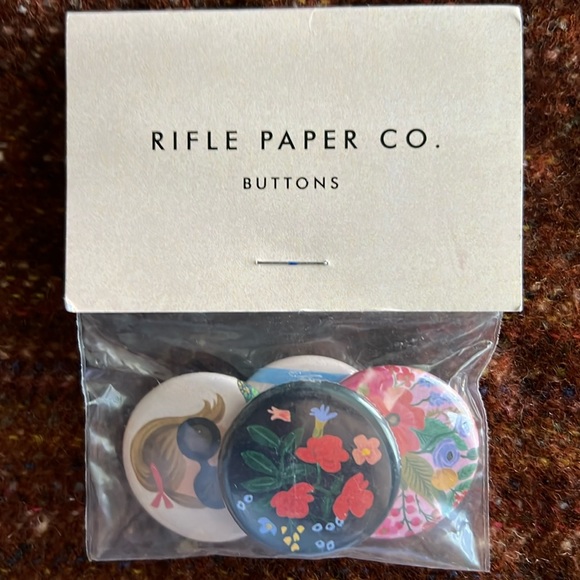 Rifle paper co 4 pack buttons/ pins - Picture 1 of 1